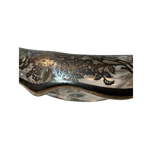 Vintage Silver Overlay Clear Glass Decorative Bowl With Floral Design & Scallope - Picture 7 of 11